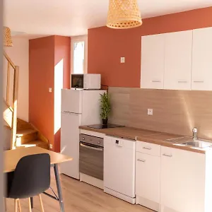 Appartement Kasa Duplex - Climatisation - Balcon - Parking Prive, Rive-de-Gier